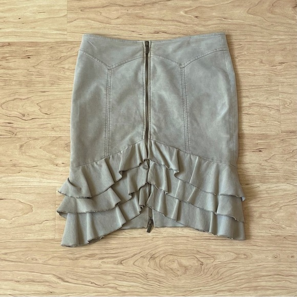 |Roberta Scarpa| Vintage Suede Ruffled Tiered Skirt Woman’s Size 8 - Picture 2 of 10